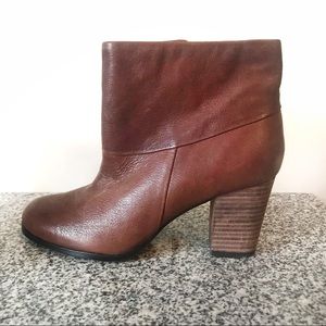 HOST PICK-NWOT Cole Hahn Ankle Zip Leather Booties